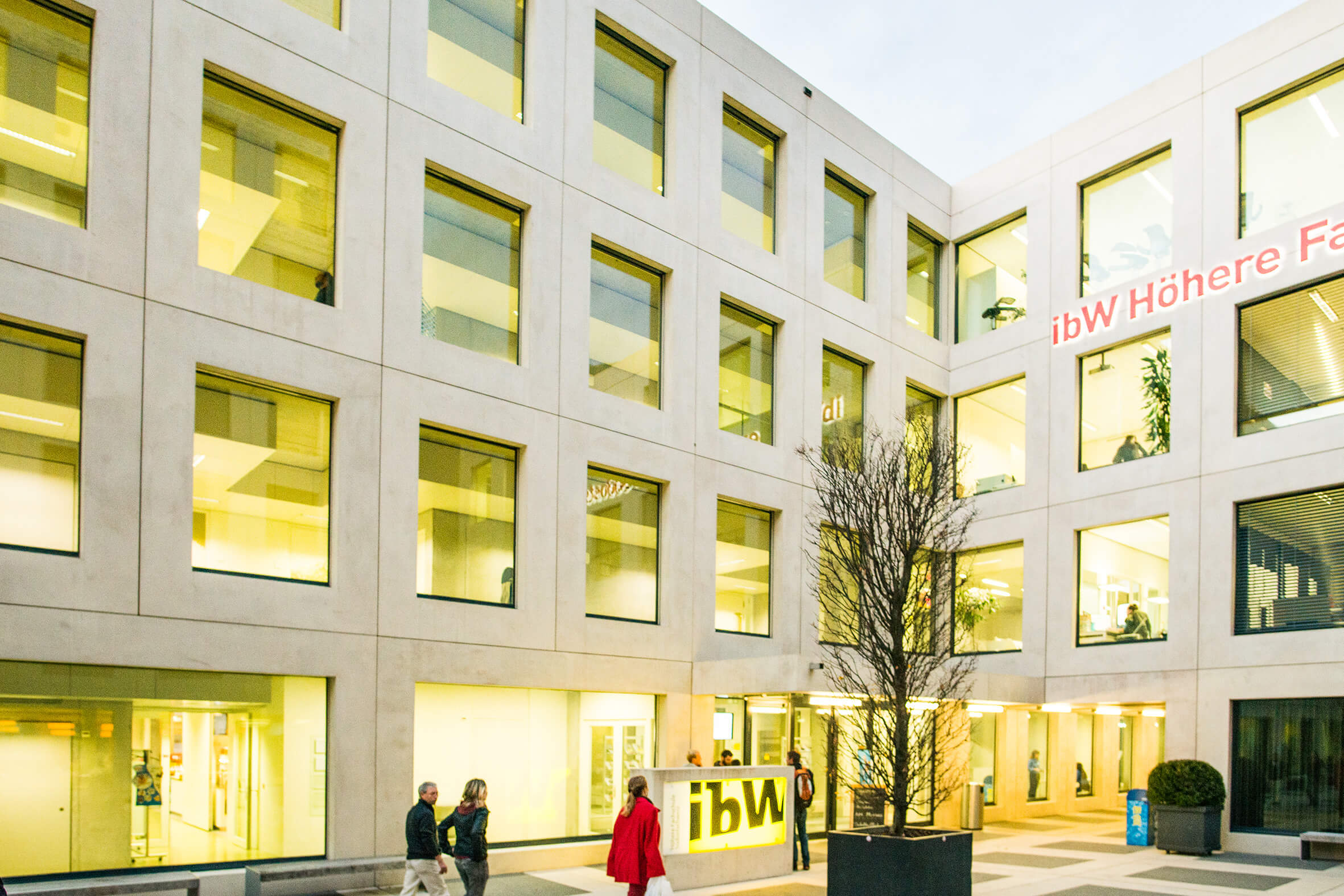 Büro der ibW Höhere Fachschule Südostschweiz in der Schweiz